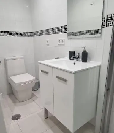 Apartamento Minerva. Moderno Estudio. Vistas Al Mar Y Montana Benalmádena